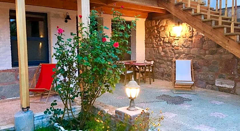 Attalos Suites Hotel