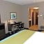 Best Western Plus Pasadena Inn & Suites
