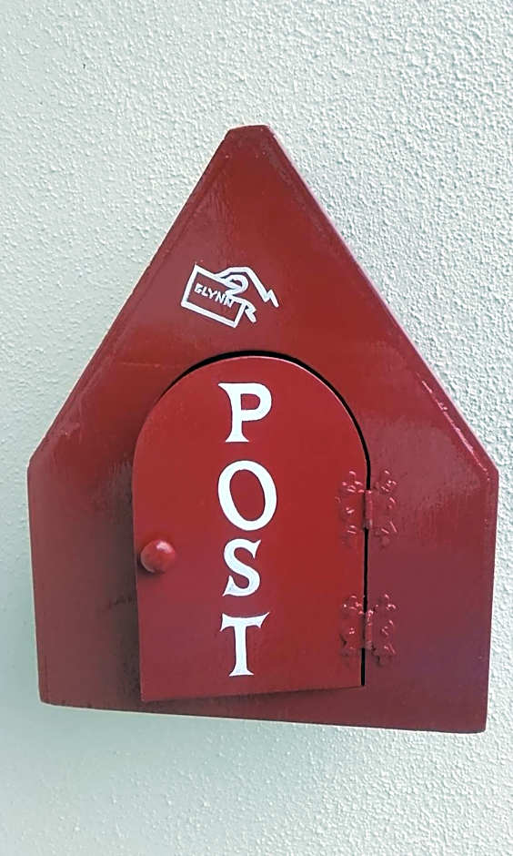 Twin Oaks Bed & Breakfast