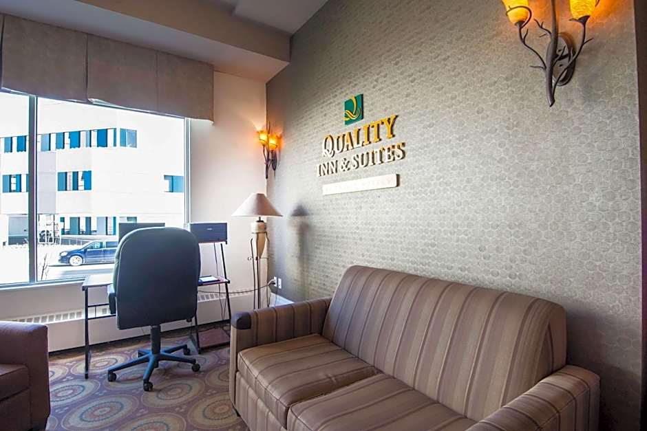 Quality Inn & Suites Yellowknife