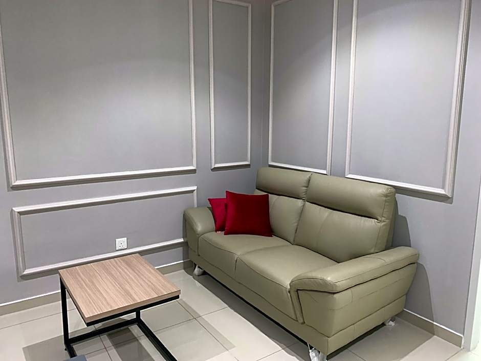 Roomspace Suites @ I-City Theme Park