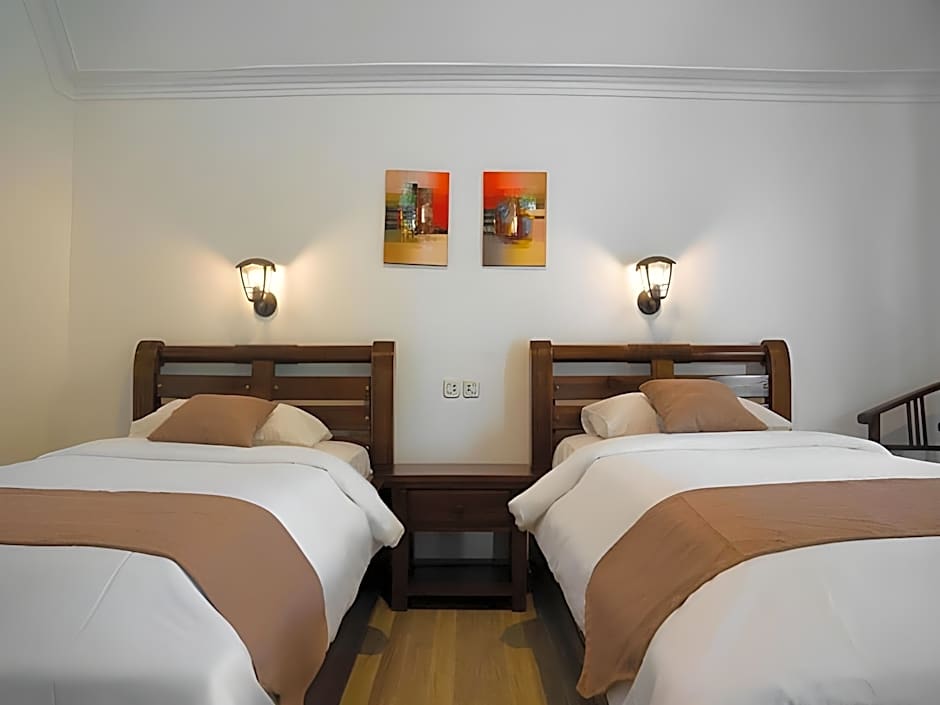 Toledo Inn
