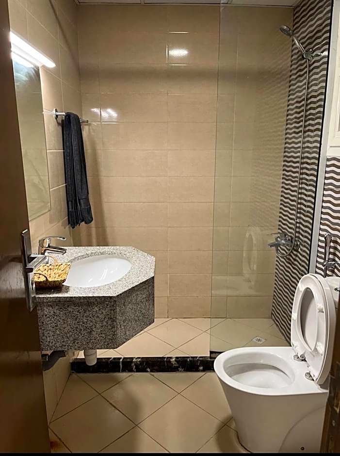 Oasis tower family apartment 2302