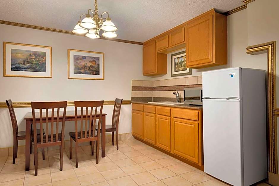 Baymont by Wyndham Des Moines North