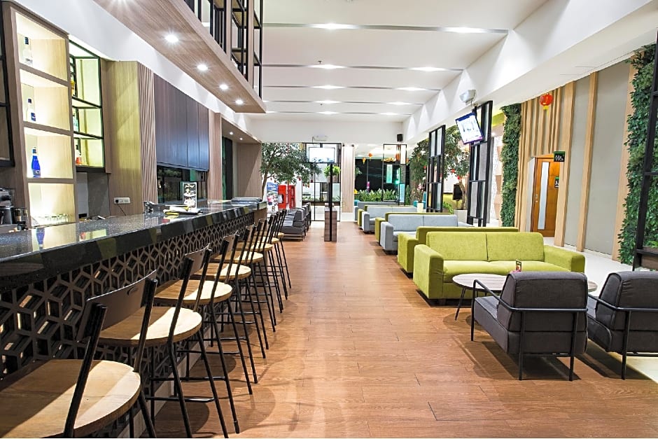 Montana Premier Senggigi