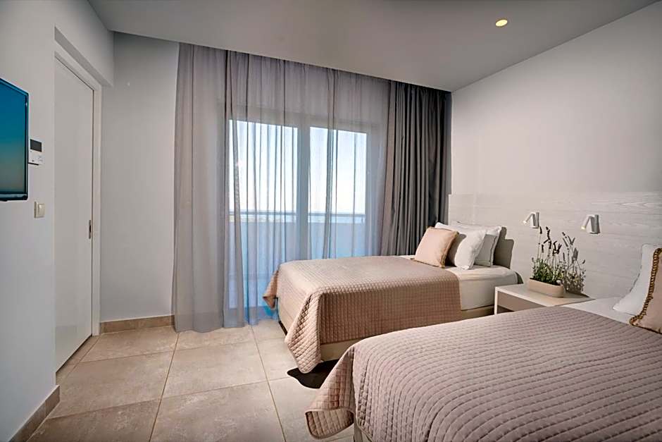 Porto Bello Beach Hotel