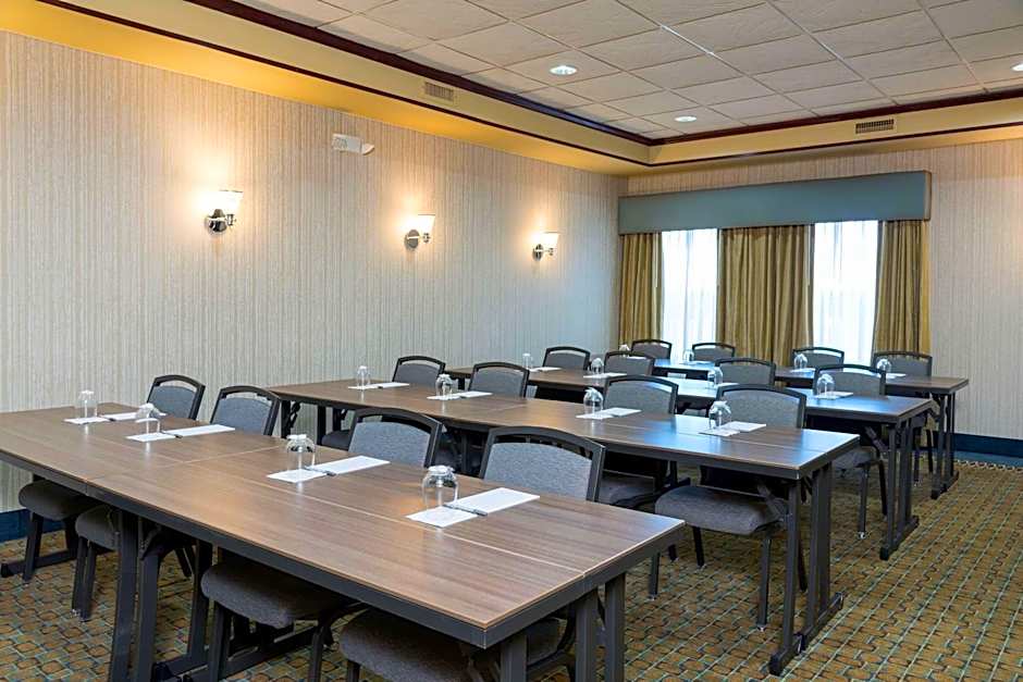 Hampton Inn By Hilton Midland