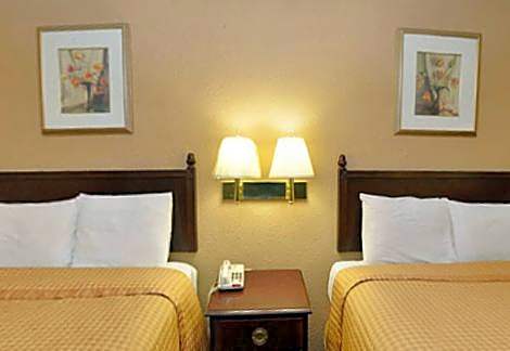 Americas Best Value Inn Smithfield