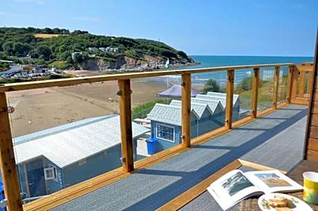 Pabell Pren Glamping by Aberporth Beach Holidays