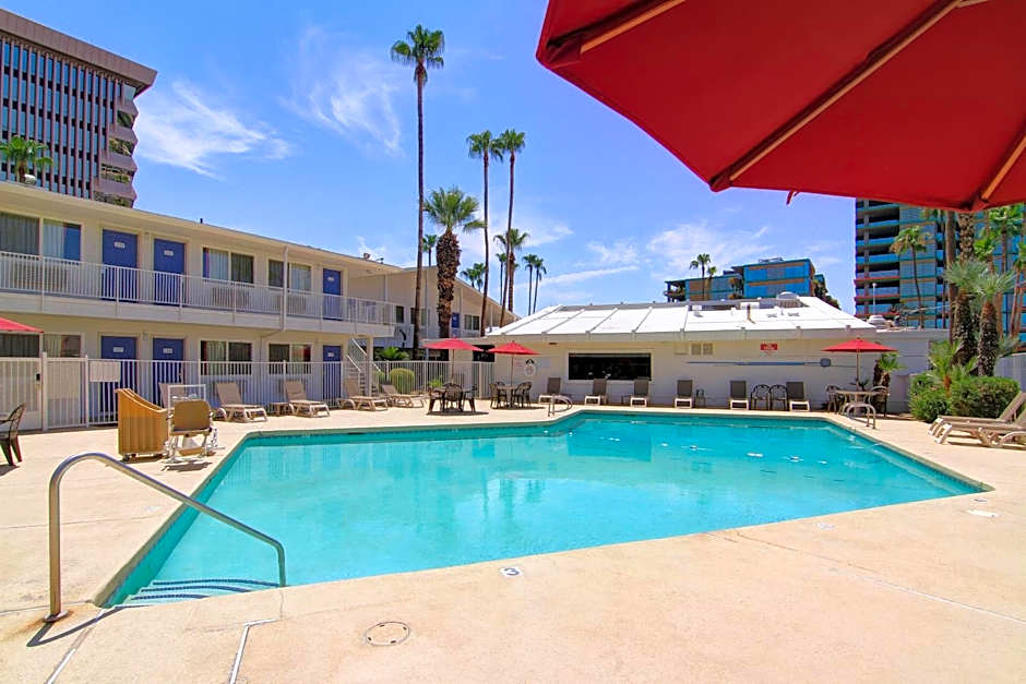 Motel 6 Old town Scottsdale Fashion Square