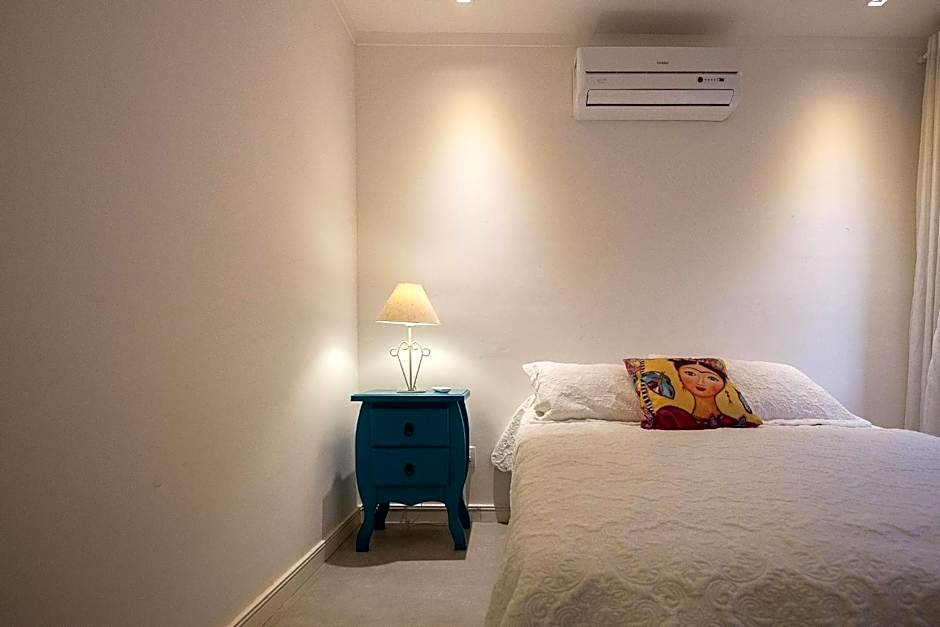 Búzios praia de Geribá, piscina e churrasqueira