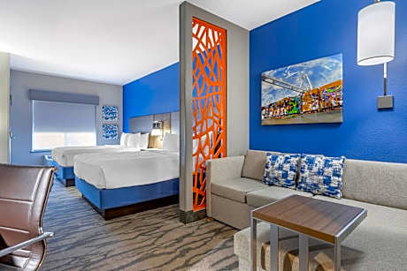 Queen Room with Two Queen Beds - Non-Smoking