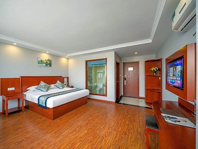 GreenTree Inn JiangSu YanCheng North Bus Station Bolian Plaza Business Hotel