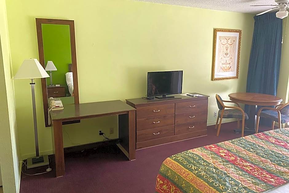 OYO Hotel Yuma AZ Desert Grove