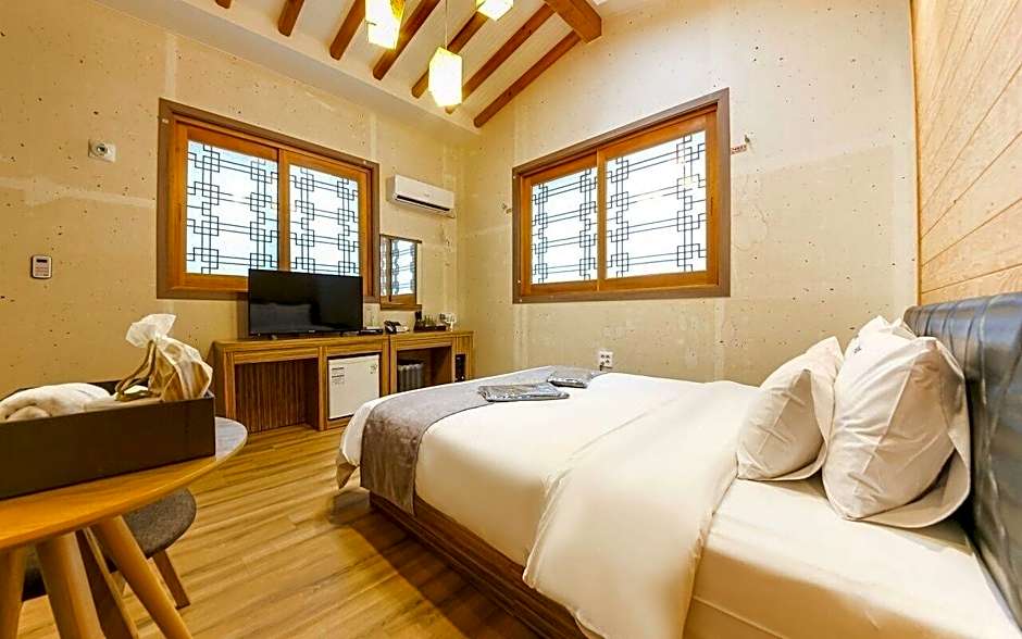 Hanok Hotel Kung