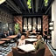 Hotel Saint Clair - Magnificent Mile