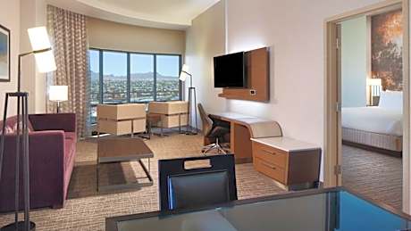 1 Bedroom Penthouse Suite, 1 King, Sofa bed, Stadium view, City view, Top floor