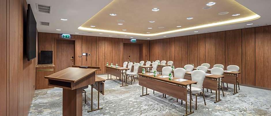 DoubleTree by Hilton Plovdiv Center