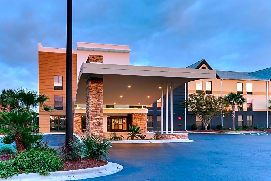 Fairfield Inn & Suites Southport