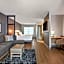 Hyatt Place Riverside Downtown