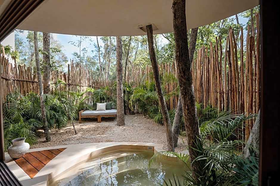Rubi Tulum