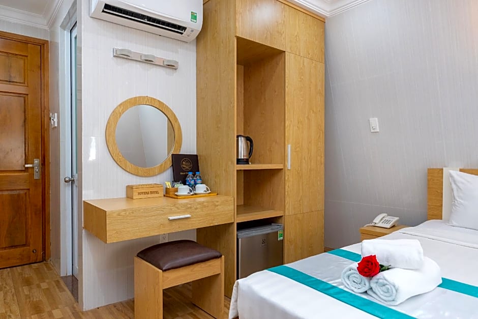 NOVENA HOTEL