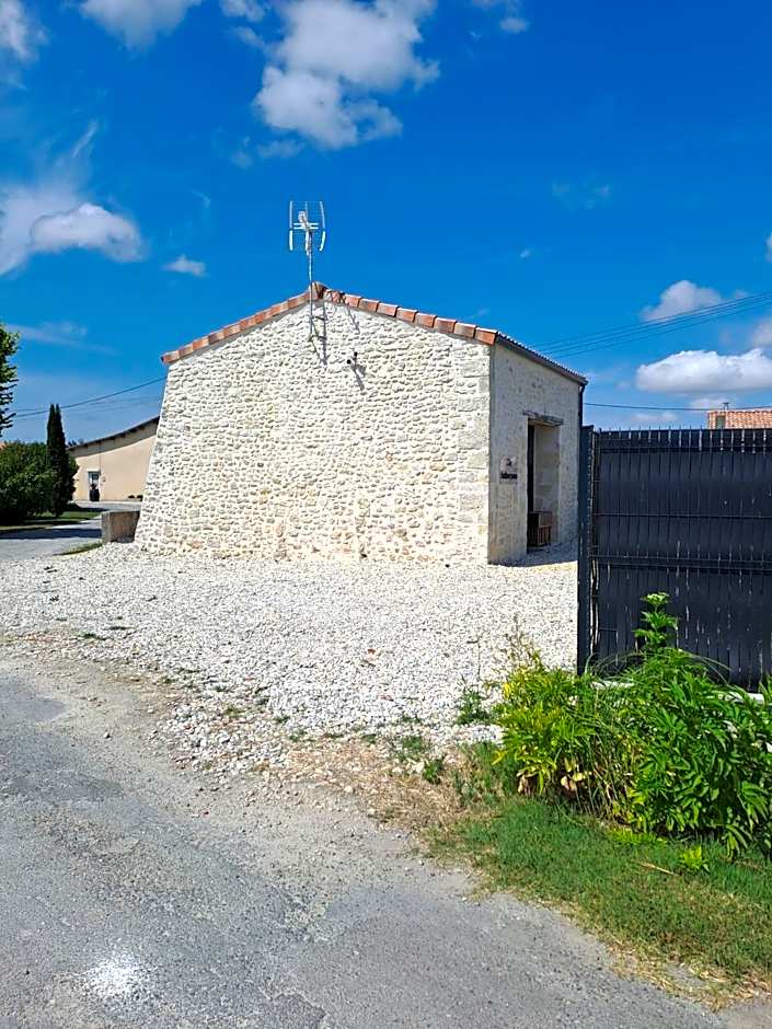 Chambres d'Hôtes Château Pierre de Montignac