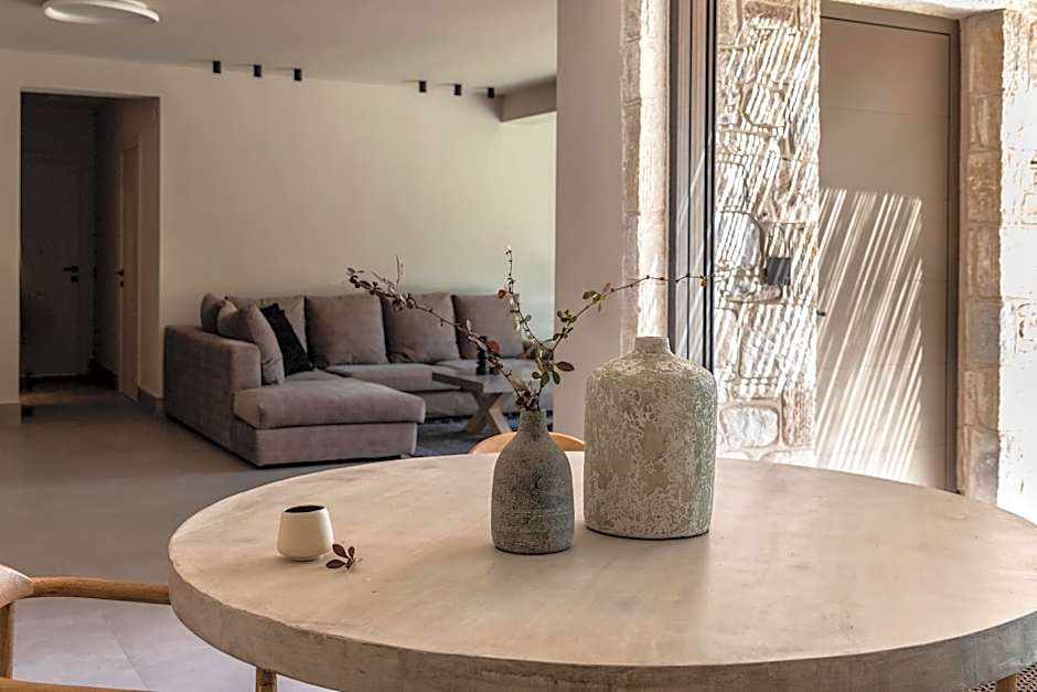 Nikoleta Hotel and Villas