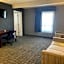 Eastland Suites Hotel & Conference Center By OYO Urbana