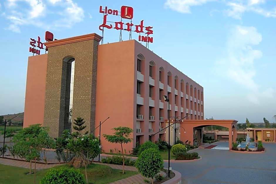 Lion Lords Inn-Rajula