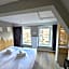 The Crown Hotel