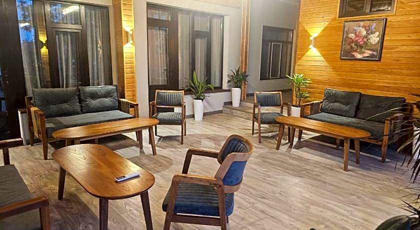 Hotel Kausar