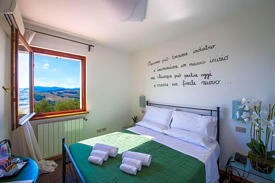 Casa Oliva borgo del Benessere delle Marche