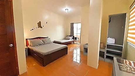 Deluxe Double Room with Extra Bed