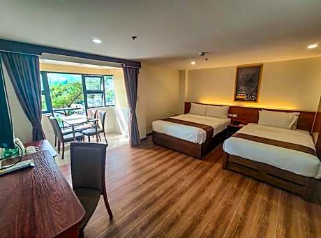 Classic Quadruple Room