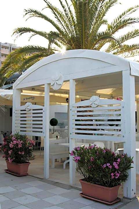 Hotel Mocambo piscina e spiaggia