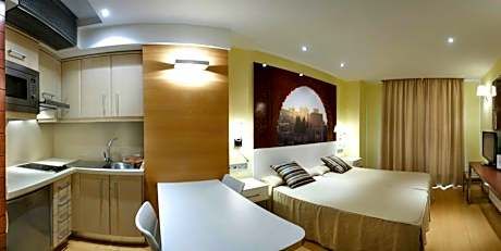 Deluxe Apartment with Sea View