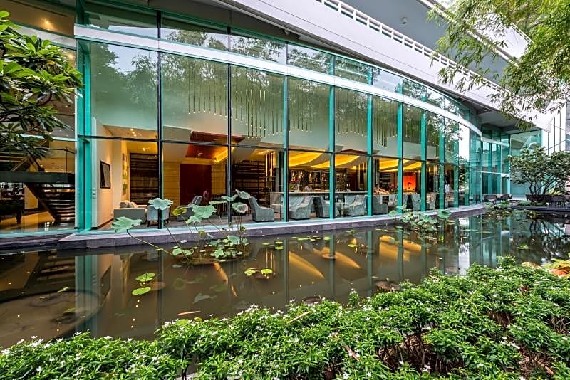 Chatrium Hotel Riverside Bangkok