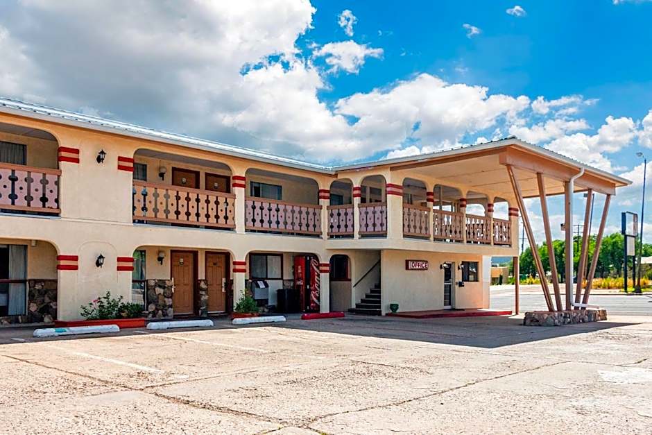 Travelodge by Wyndham Las Vegas NM