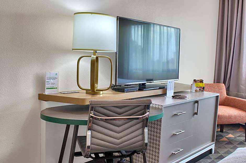 Holiday Inn Mobile West I-10 By IHG