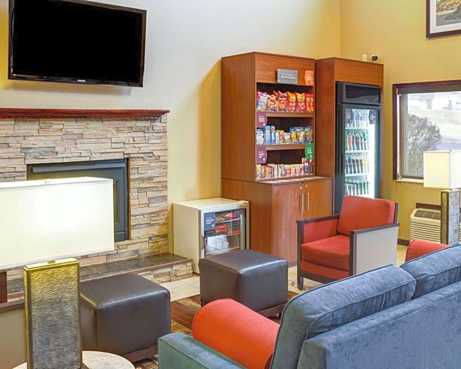 Comfort Suites Omaha