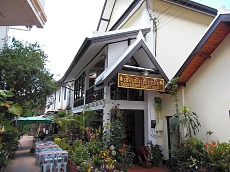 Sackarinh Guesthouse