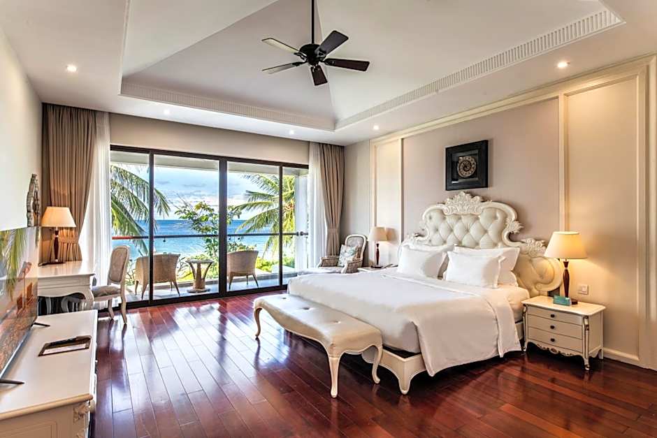 Photo 1 of 17 of Villa 3 Bedroom, Ocean View