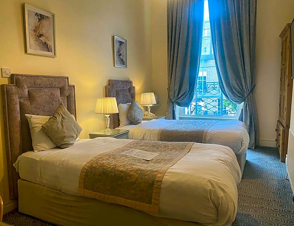 Baggot Court Townhouse