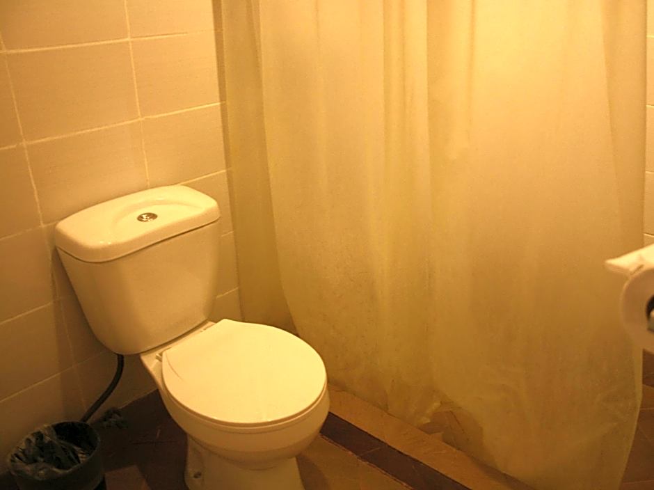 Sampaguita Suites JRG