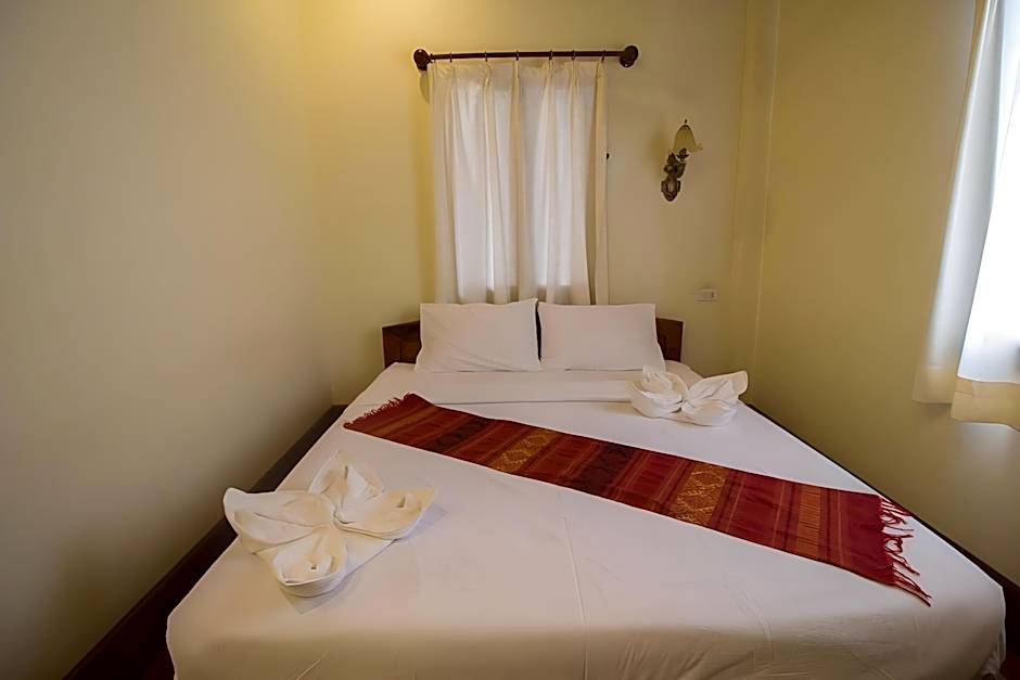 Villa Somphong