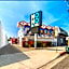 Rodeway Inn & Suites North Hollywood Burbank Airport - Universal Area