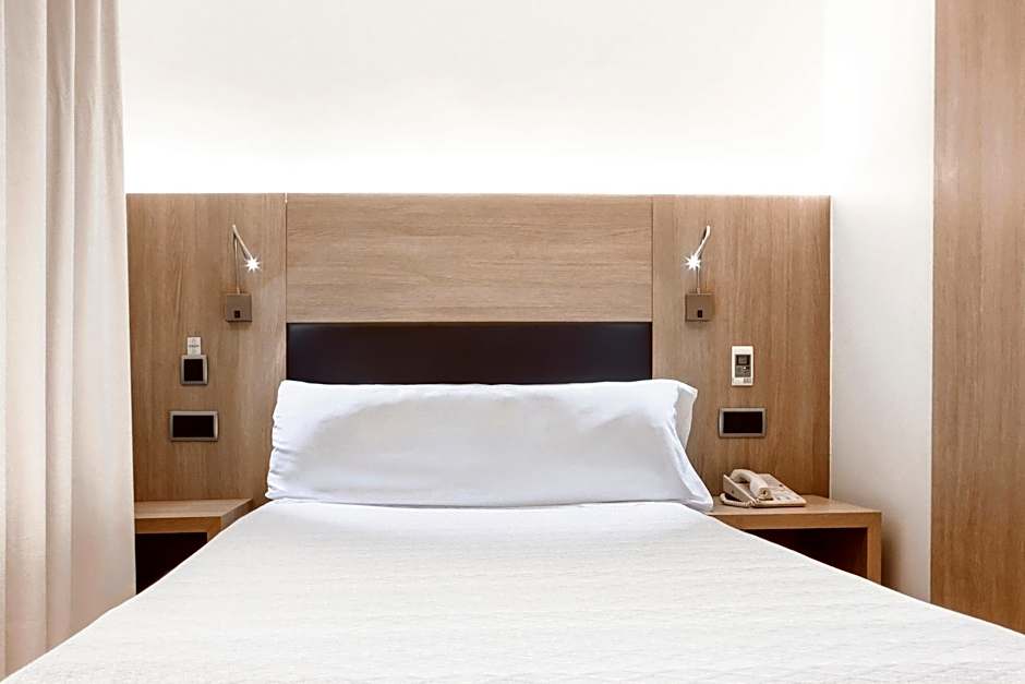 Hotel Lleo