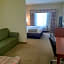 Country Inn & Suites by Radisson, Freeport, IL