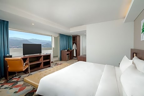 Executive Room 1 King Bed Sea View